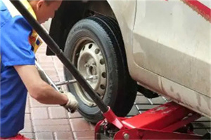 鼎湖附近拖车24小时服务热线电话