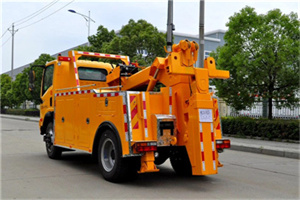 鼎湖高速路拖车费