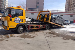 鼎湖救援拖车费用怎么算